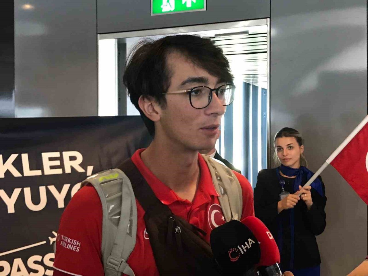 Dünya şampiyonu milli okçu Mete Gazoz, İstanbul’a geldi