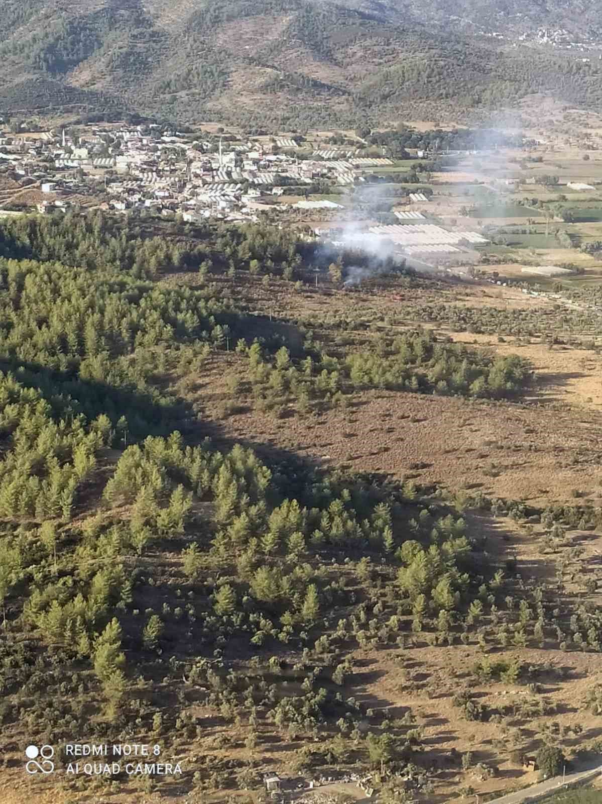 Milas’ta başlayan yangın ekiplerin müdahalesi ile söndürüldü
