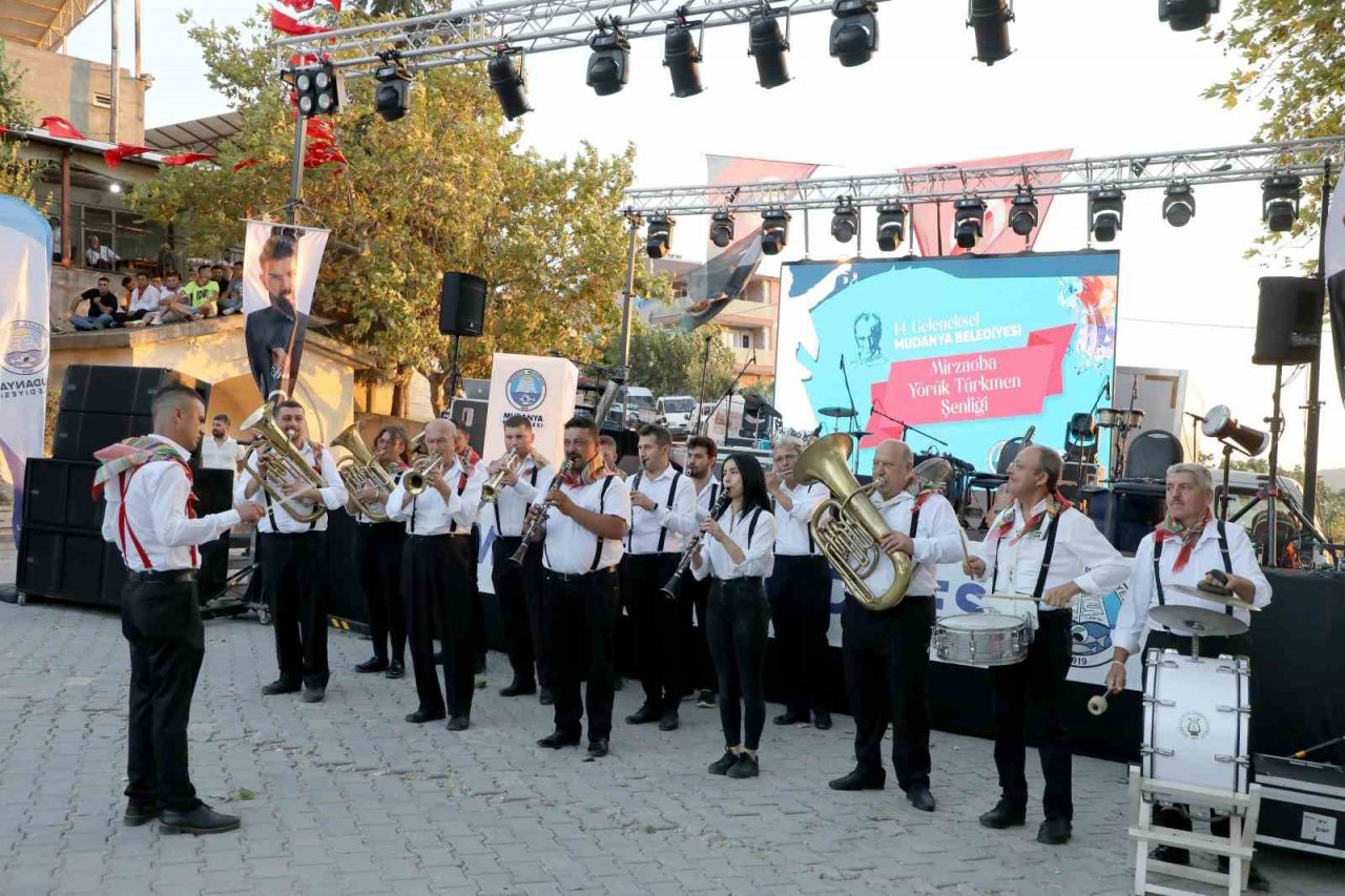 Mirzaoba Yörük Türkmen Şenliği ile renklendi