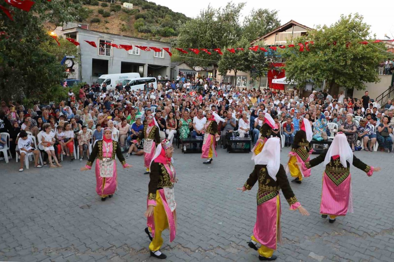 Mirzaoba Yörük Türkmen Şenliği ile renklendi