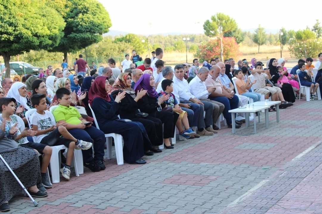 Yaz Kur’an Kursu’na katılan 75 öğrenci ödüllerini aldı