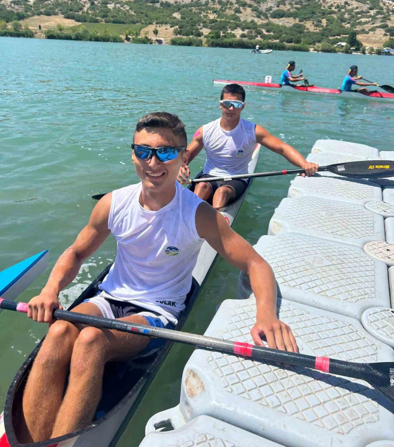 Sakarya Büyükşehir kano takımı şampiyonaya damga vurdu