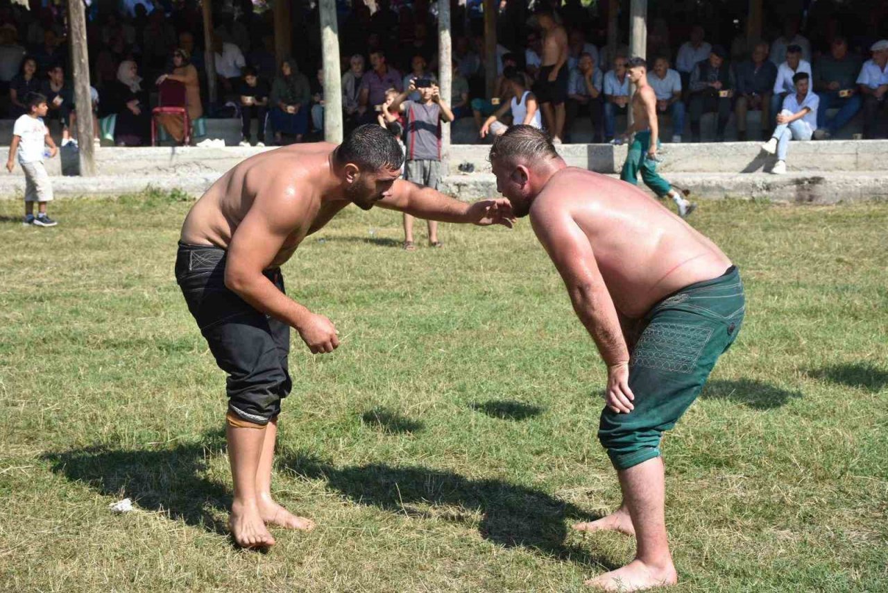 Sinop’ta Çakıldak Güreşleri