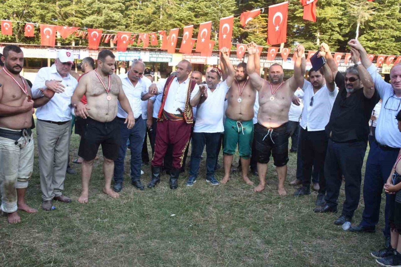 Sinop’ta Çakıldak Güreşleri