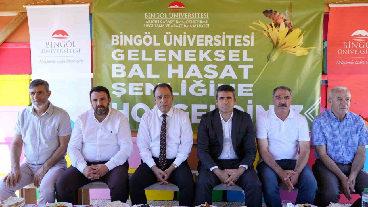 Bir yılda 9 farklı dalda ödül alan dünya birincisi Bingöl balında hasat başladı