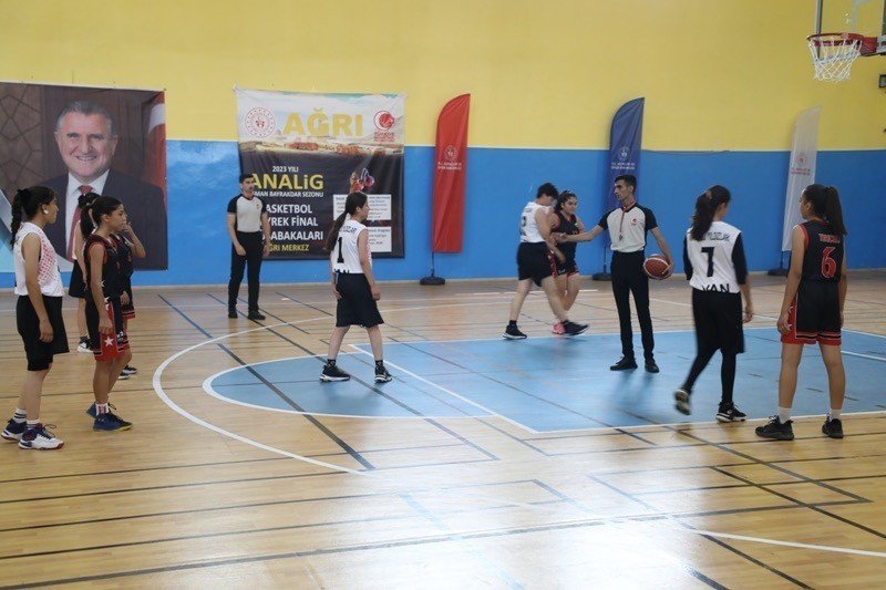Ağrı basketbol müsabakalarına ev sahipliği yapıyor