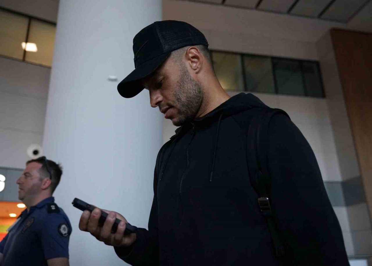 Alex Oxlade-Chamberlain, İstanbul’a geldi