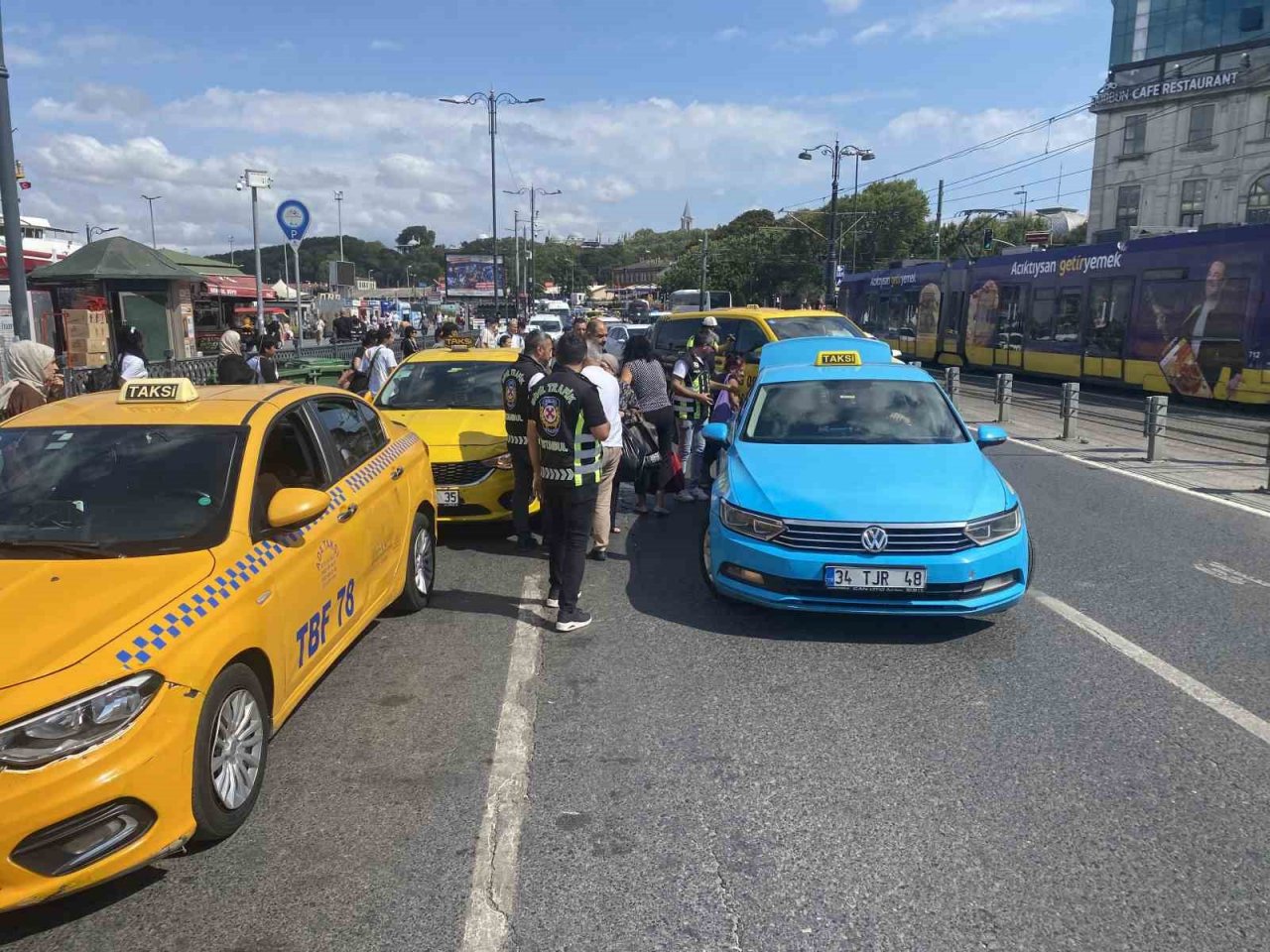 Eminönü’nde taksicilere ceza yağdı
