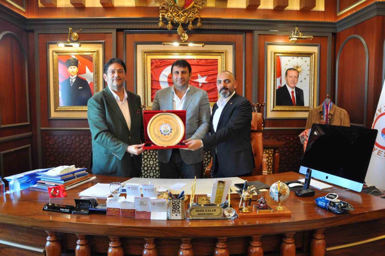 ETB Başkanı Oral: “Pilot ilçe Çat”