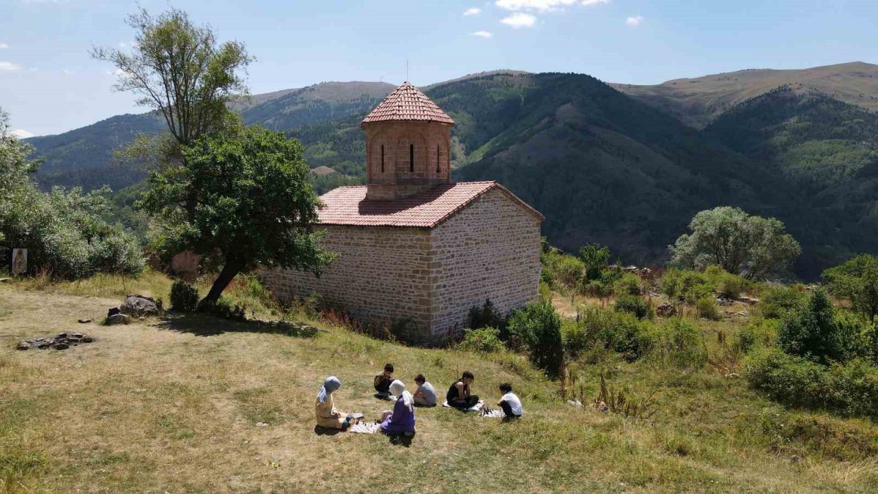 Gümüşhane’yi sporla tanıtıyorlar