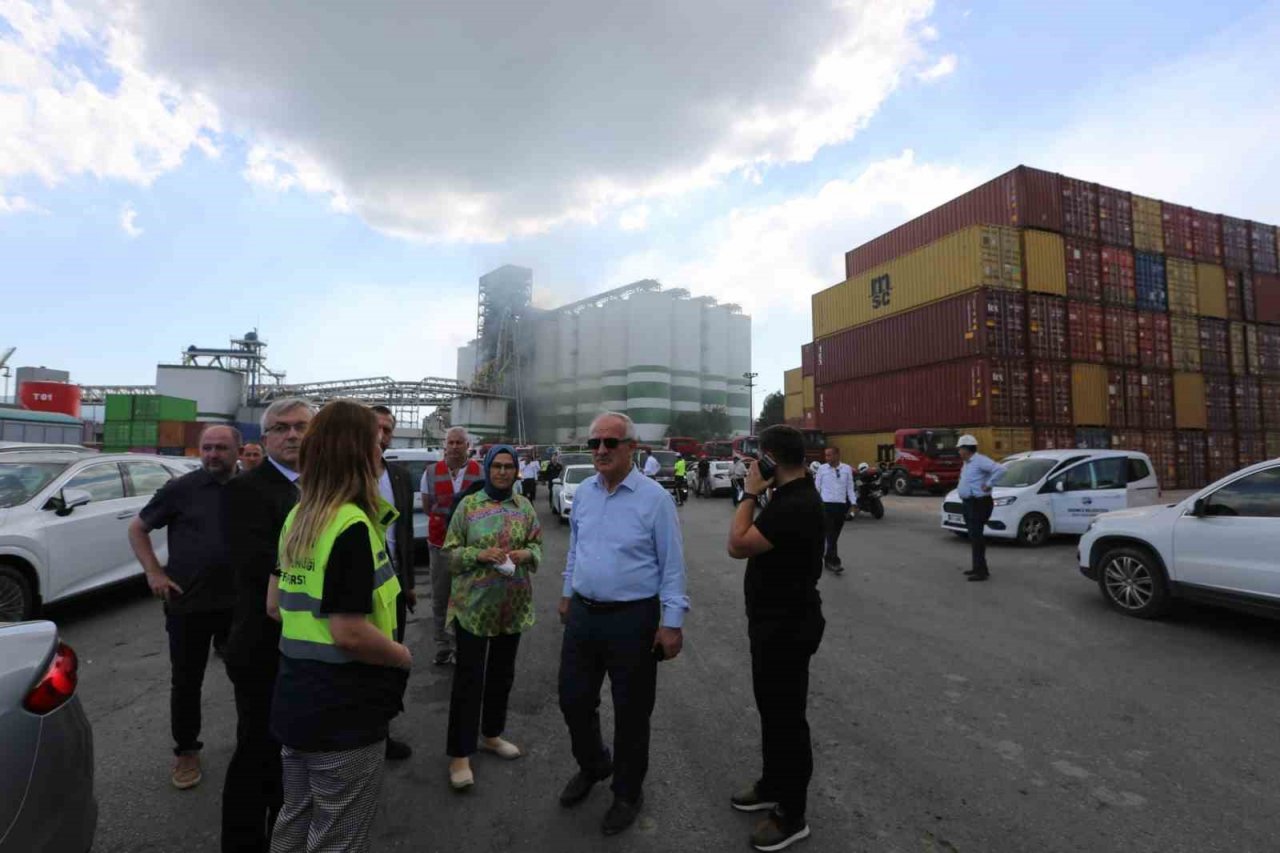 Rusya’dan gelen gemiden tahıl indirilirken patlama meydana gelmiş