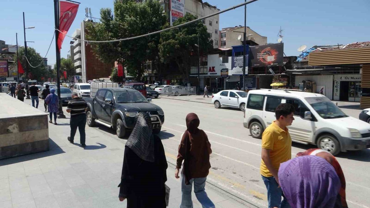 Malatya’da termometreler 39 dereceyi gördü