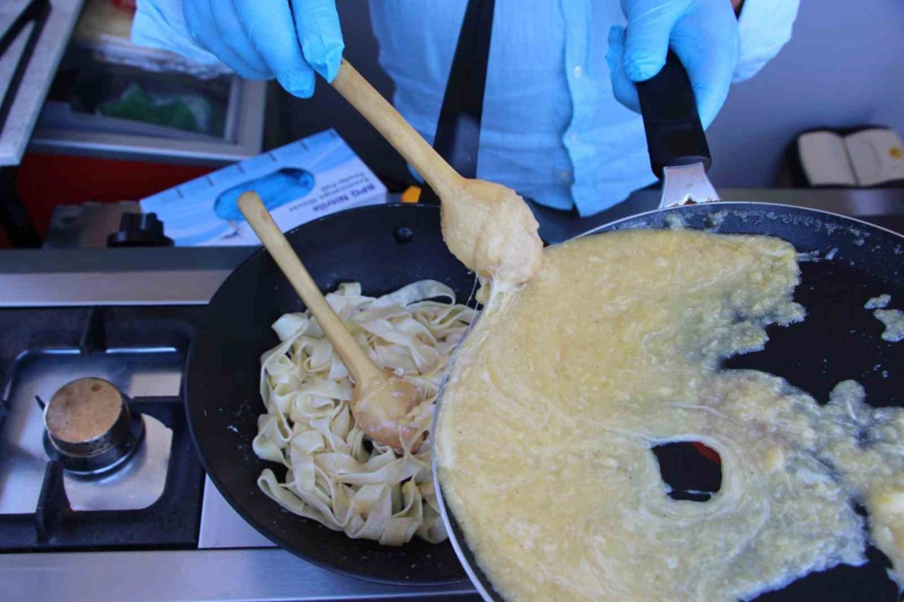 Farklı sunumlarla kuymağı herkese sevdirdi