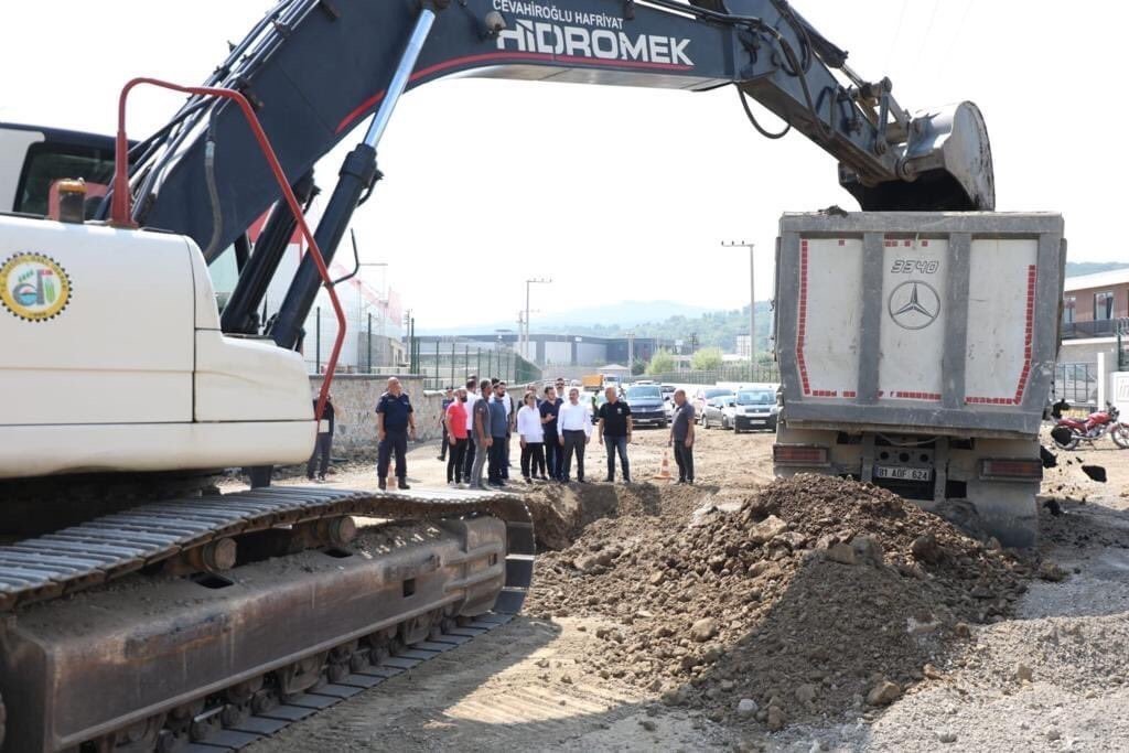 Gümüşova OSB’de alt yapı çalışmaları sürüyor
