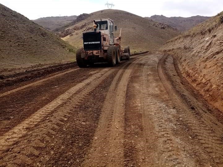 Selden zarar gören yollar temizlenmeye başlandı