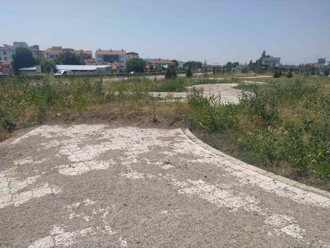 Bu parkın yapımı neden yarım bırakıldı?