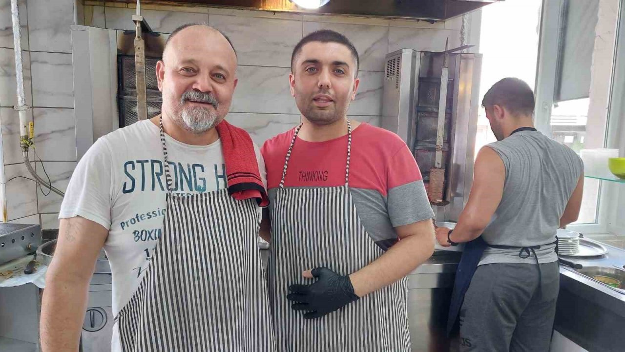 Dönerle ustalar da pişiyor: Yoğun ateş görme kaybına neden oldu