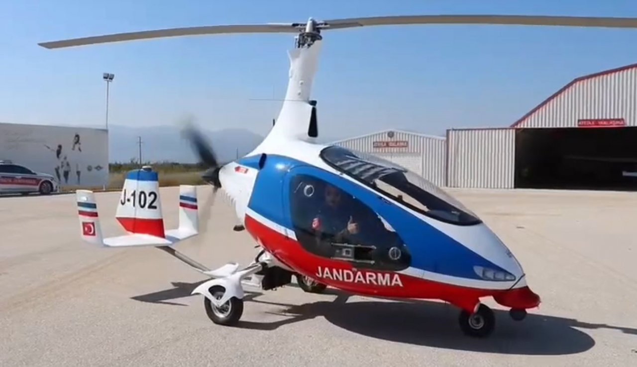 Antalya’da ormanlık alanlar gyrocopter ile havadan denetlendi