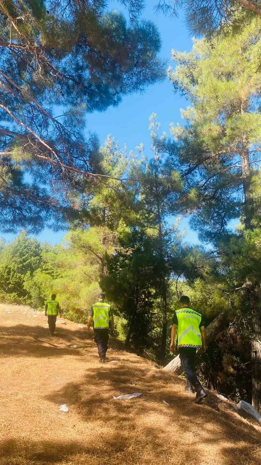 Antalya’da ormanlık alanlar gyrocopter ile havadan denetlendi