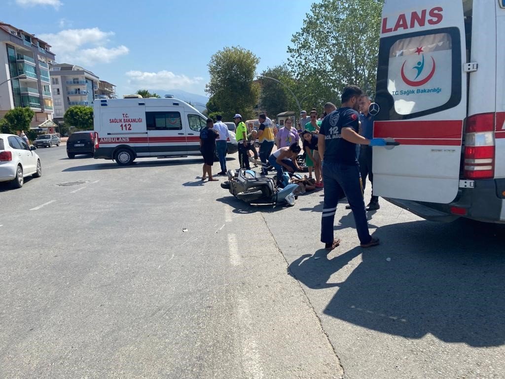 CHP ilçe kongresinde oy kullanmaya giderken hayatını kaybetti