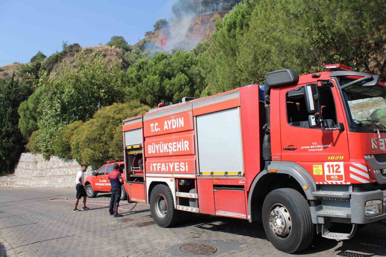 Aytepe mesire alanındaki yangın büyümeden söndürüldü