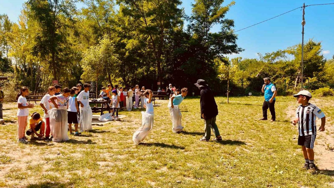 Yaz Kur’an kursu öğrencileri piknikte gönüllerince eğlendi