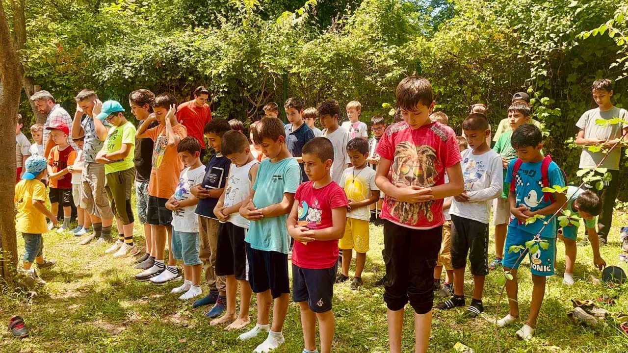 Yaz Kur’an kursu öğrencileri piknikte gönüllerince eğlendi