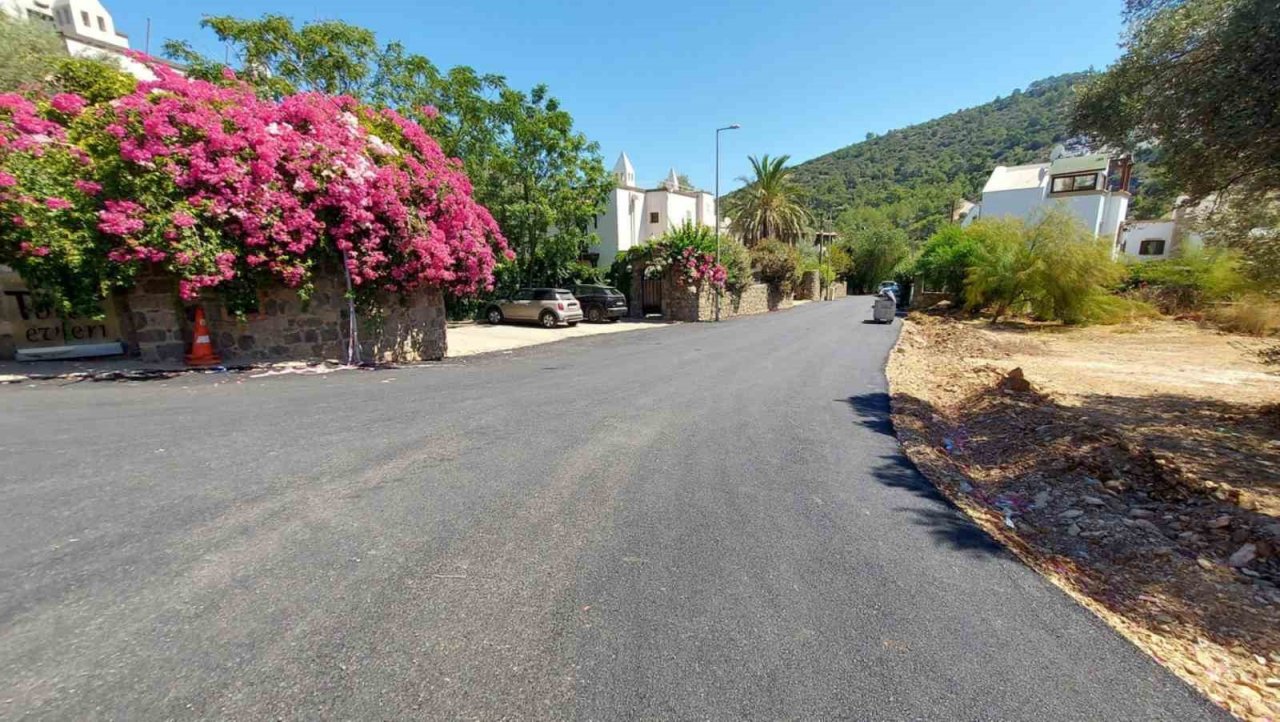 Bodrum’da 7 ayda 43 bin 887 ton asfaltlama yapıldı