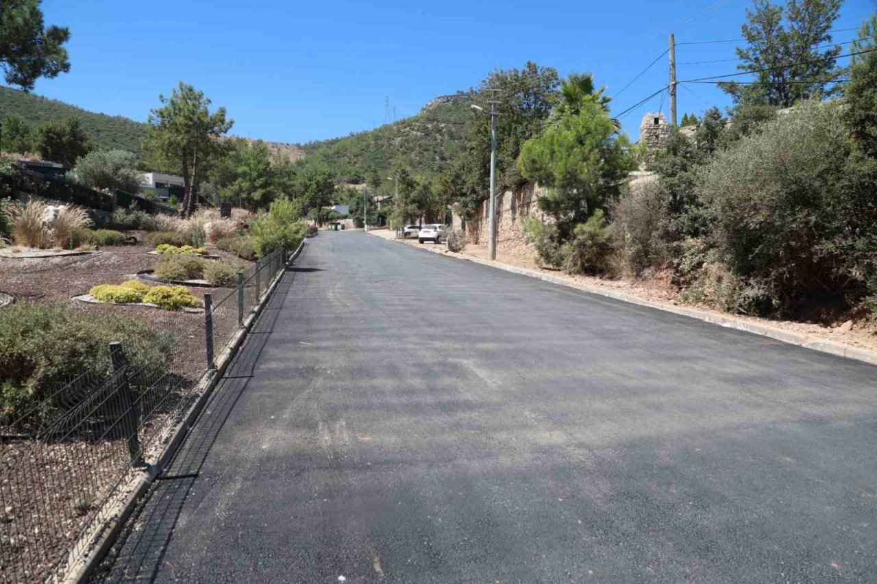 Bodrum’da 7 ayda 43 bin 887 ton asfaltlama yapıldı