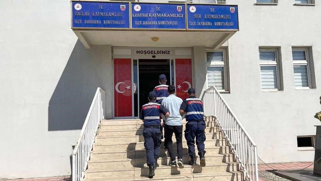 Diyarbakır’da firari 4 hükümlü tutuklandı