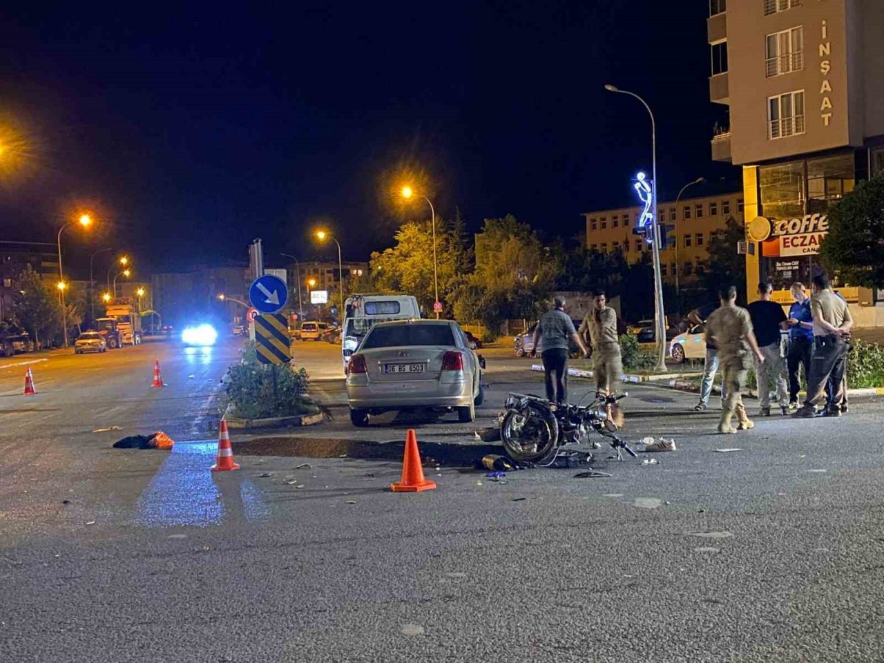 Erzurum’da motosiklet otomobille çarpıştı: 1 ölü 1 yaralı