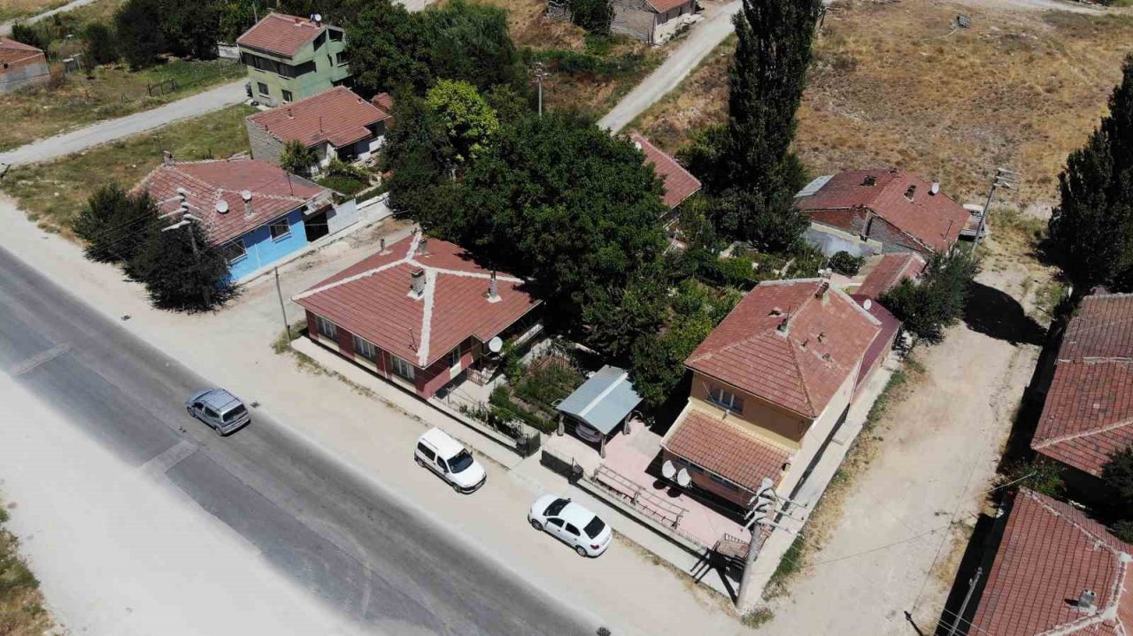 Doğalgaz caddenin bir tarafında var diğer tarafında yok