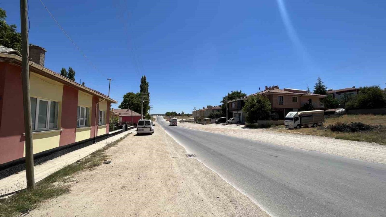 Doğalgaz caddenin bir tarafında var diğer tarafında yok