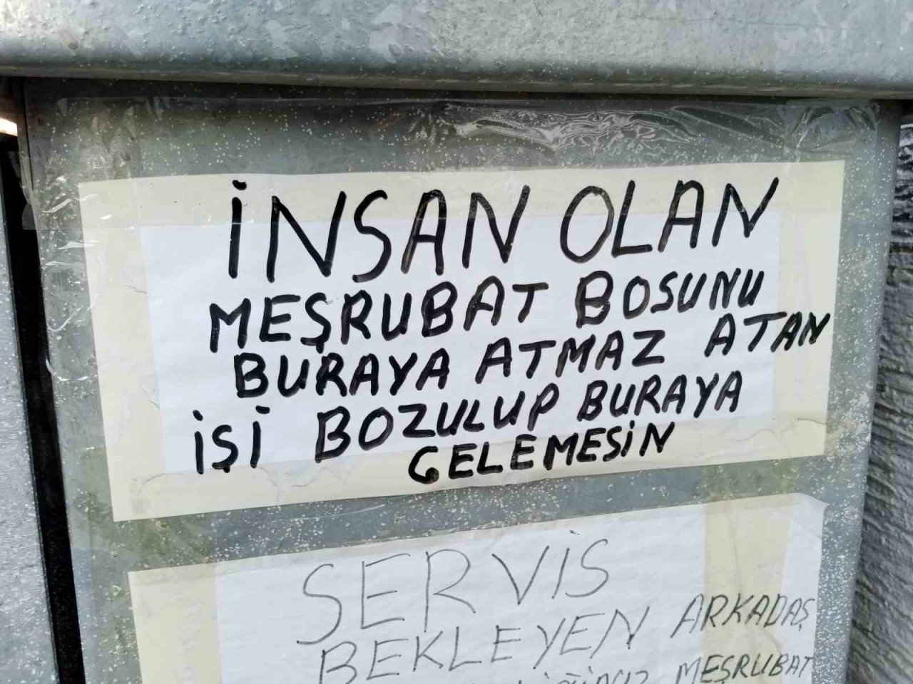 Duyarsızlara böyle tepki gösterdiler