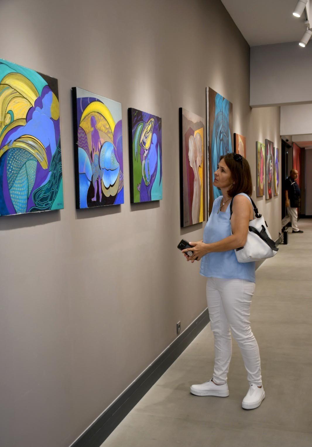 Ada Modern Sanat Galerisi, sergiye ev sahipliği yapıyor