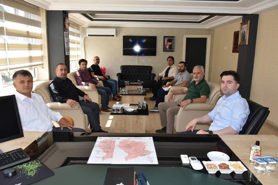 Başkan Ali Sülük, MYO inşaatını inceledi