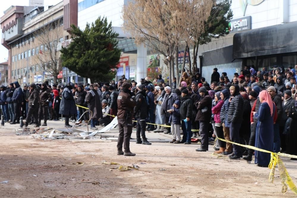 21 kişiye mezar olan Gölgeler Apartmanı’nın betonunda dere kumu ve çakıl kullanılmış