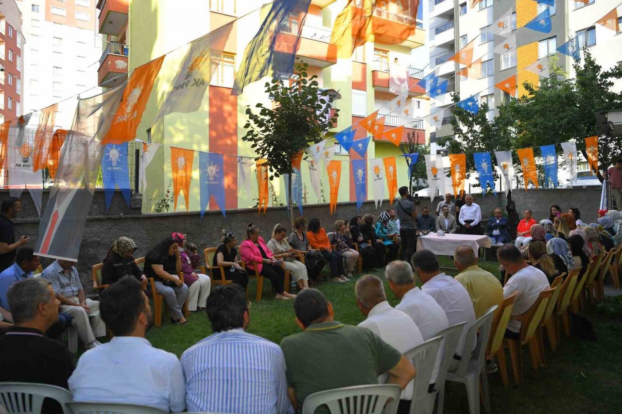 Başkan Büyükkılıç: "Yatırımdan yatırıma, hizmetten hizmete koşuyoruz"