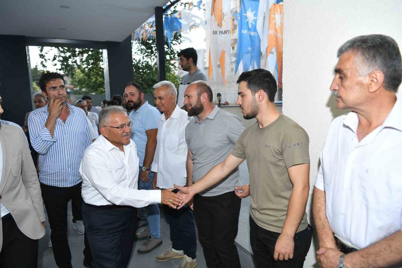 Başkan Büyükkılıç: "Yatırımdan yatırıma, hizmetten hizmete koşuyoruz"