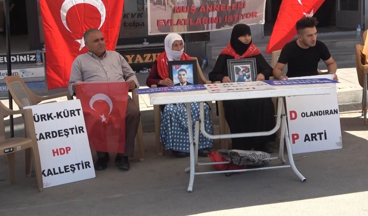 Muş’ta annelerin eylemi devam ediyor