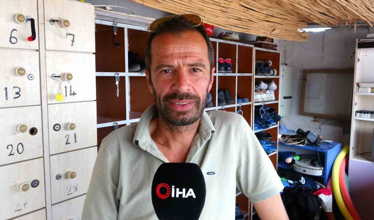 Sıcaktan bunalan vatandaşlar termal havuzlara koşuyor