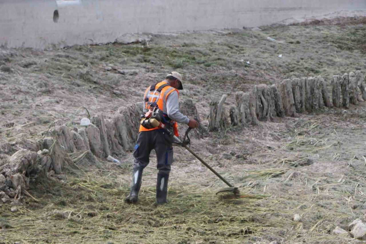Sakarbaşı’nda temizlik çalışmaları