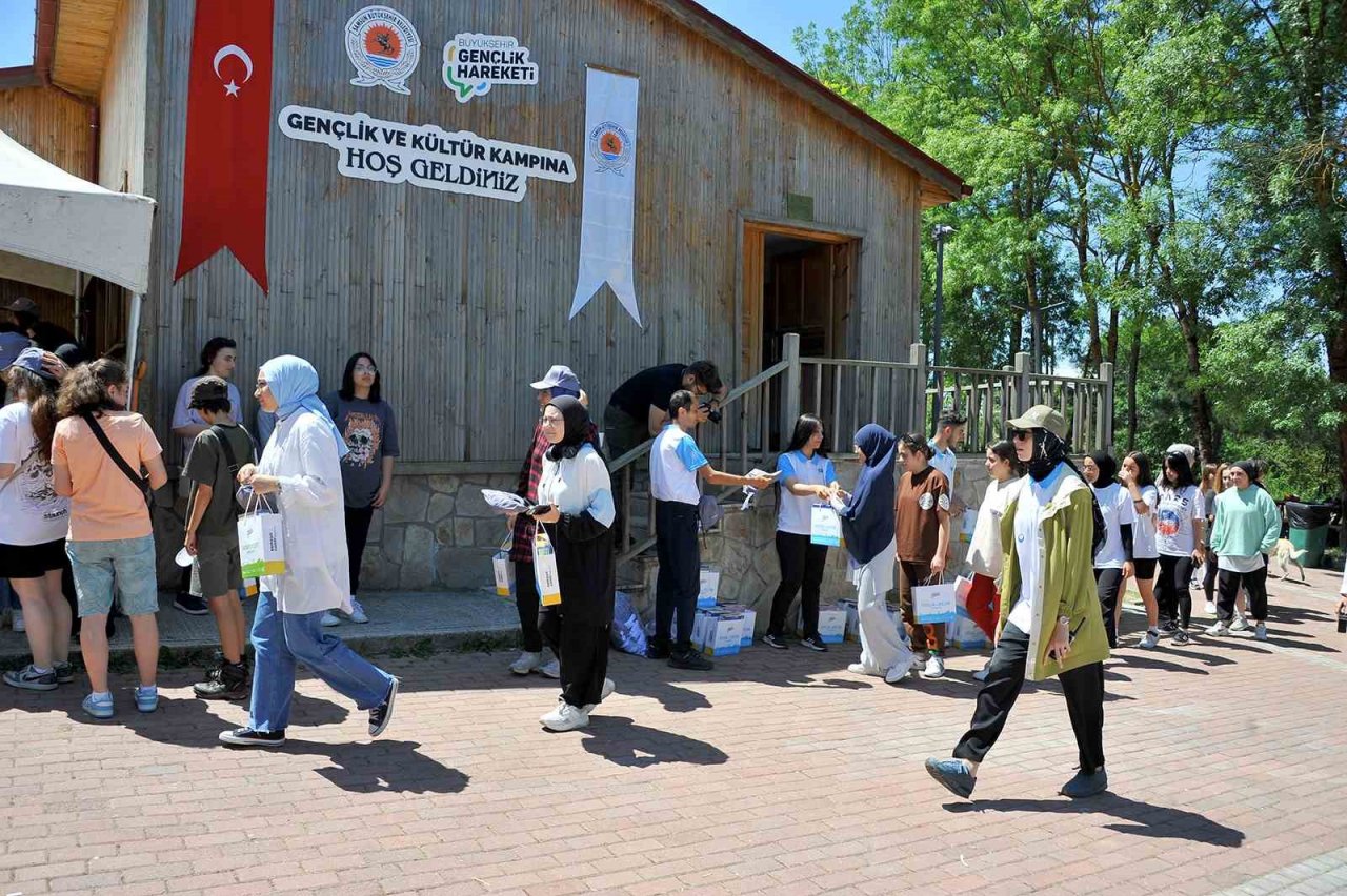 ‘Gençlik ve Kültür Kampları’na büyük ilgi