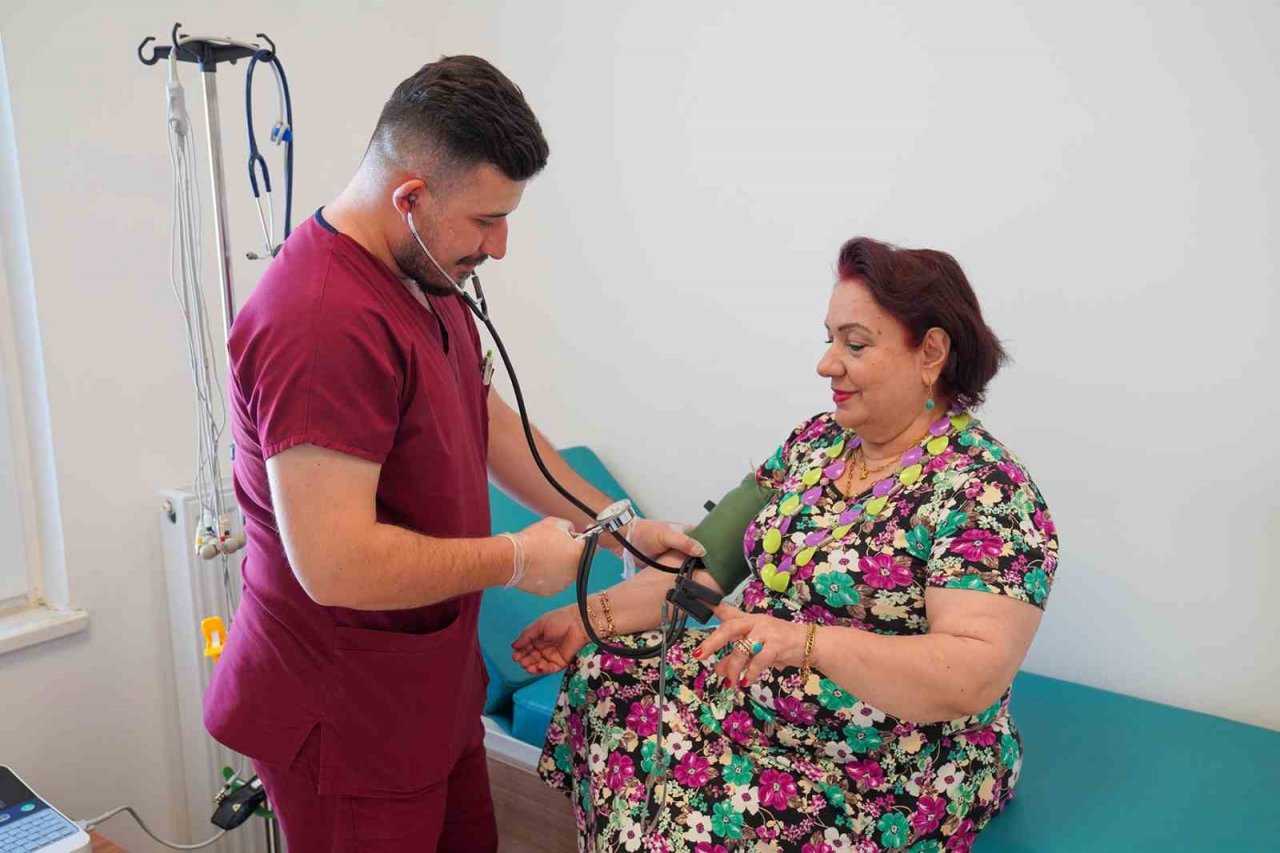 Deneyimli vatandaşlar hem eğleniyor hem sosyalleşiyor