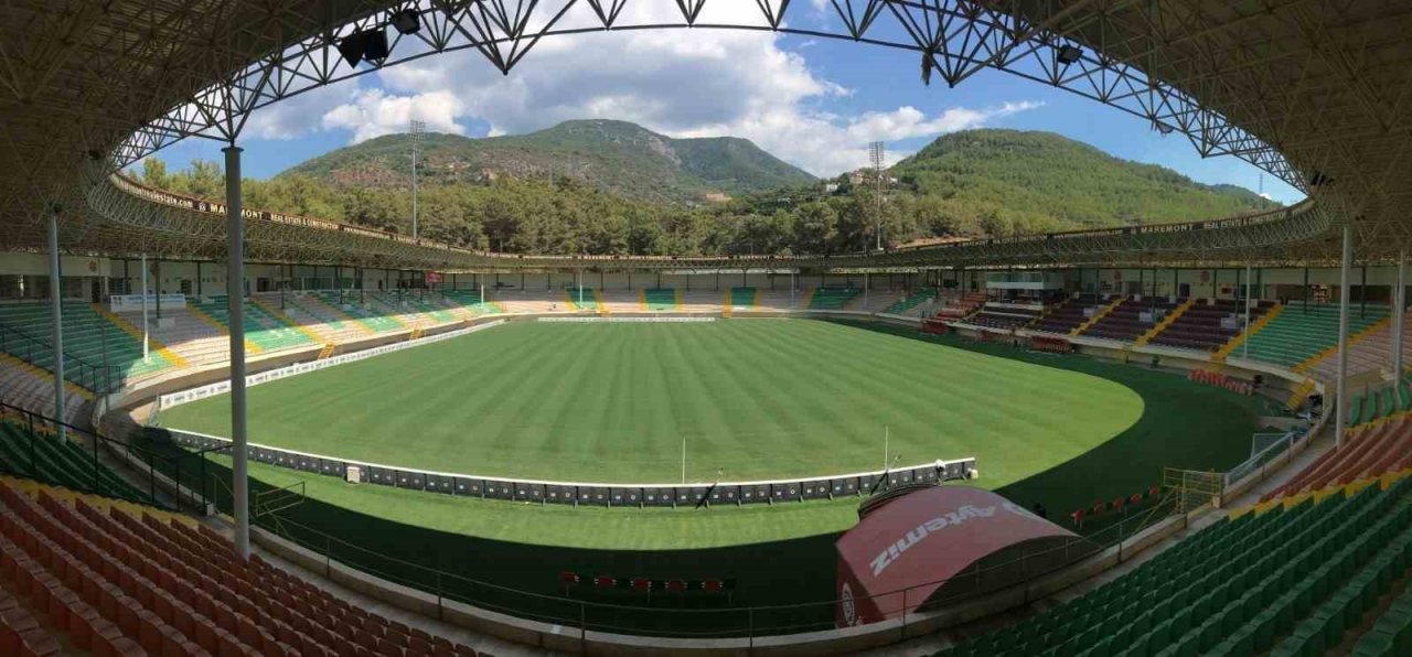 Süper Lig’de 12 ilden 20 takım, 20 statta mücadele edecek