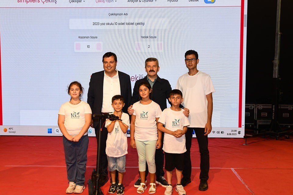 Uşak’ta yaz okulu renkli görüntülerle sona erdi