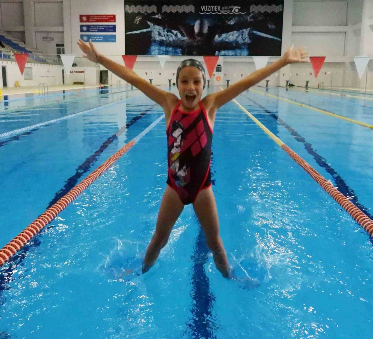 Kepez Belediyesi Spor Kulübü antrenörleri, kendi sporcularını yetiştiriyor