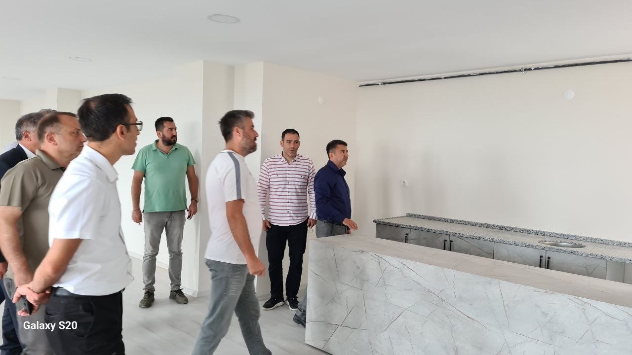 Alaplı Gençlik Merkezi açılış için gün sayıyor