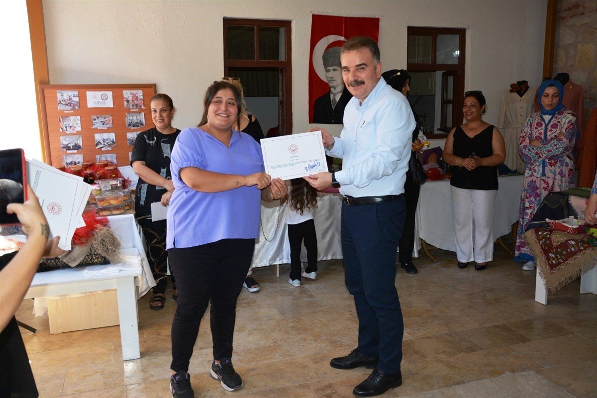 Edremit SODAM’da dönem sonu sergisi