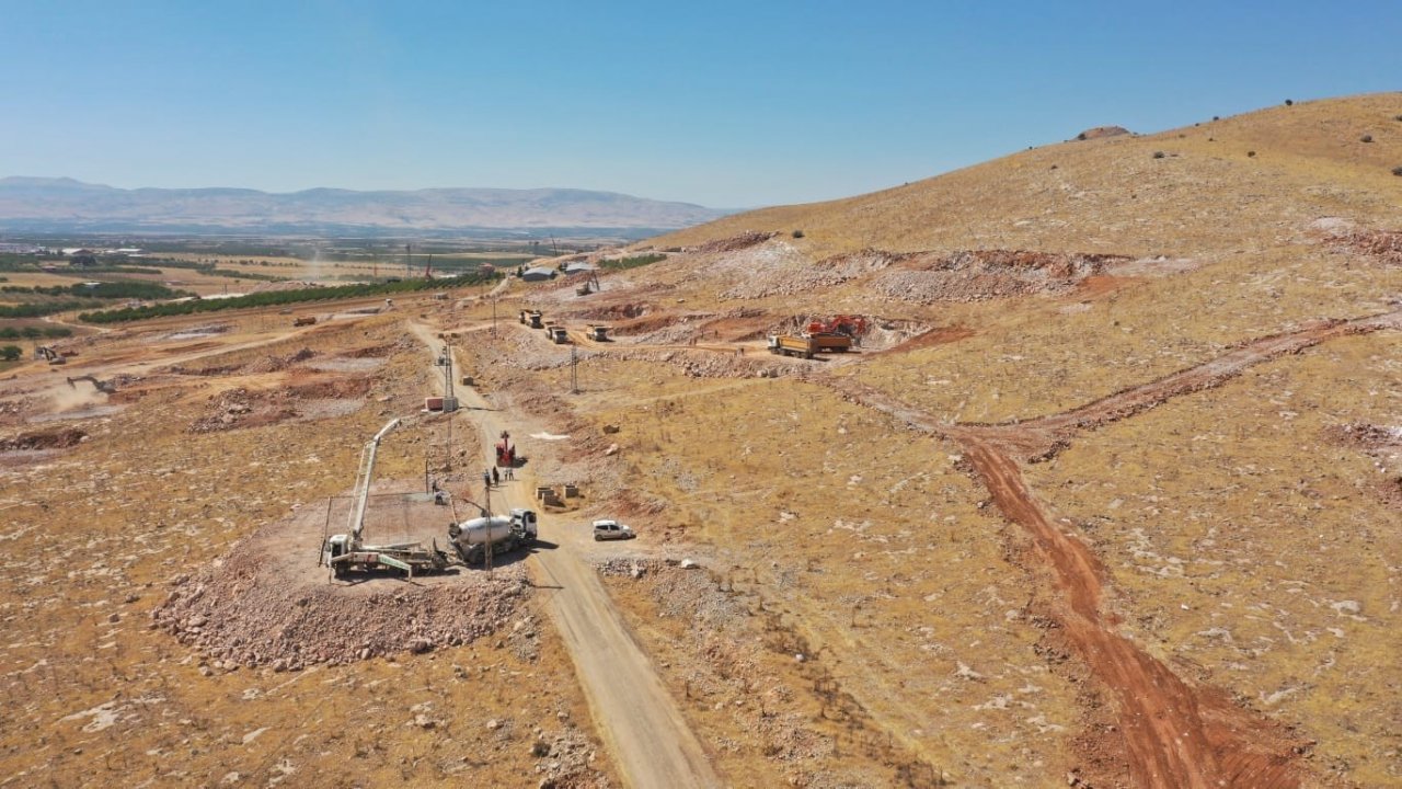 Başkan Çınar: “TOKİ konutlarında yoğun bir çalışma var”